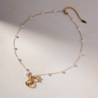 Seashell Pearl Necklace | gold plated | stainless steel