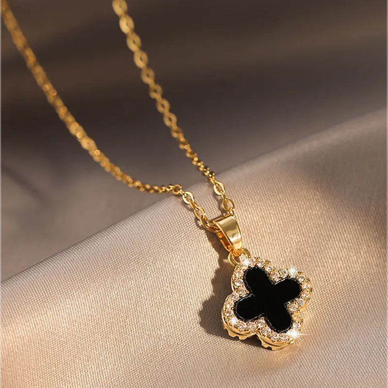 Blooming Flower Necklace